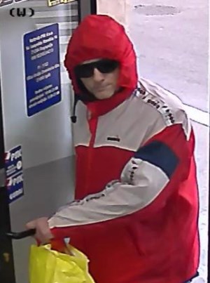 Slika PU_SD/razbojništvo split ul kralja tomisl fotog počin web.jpg